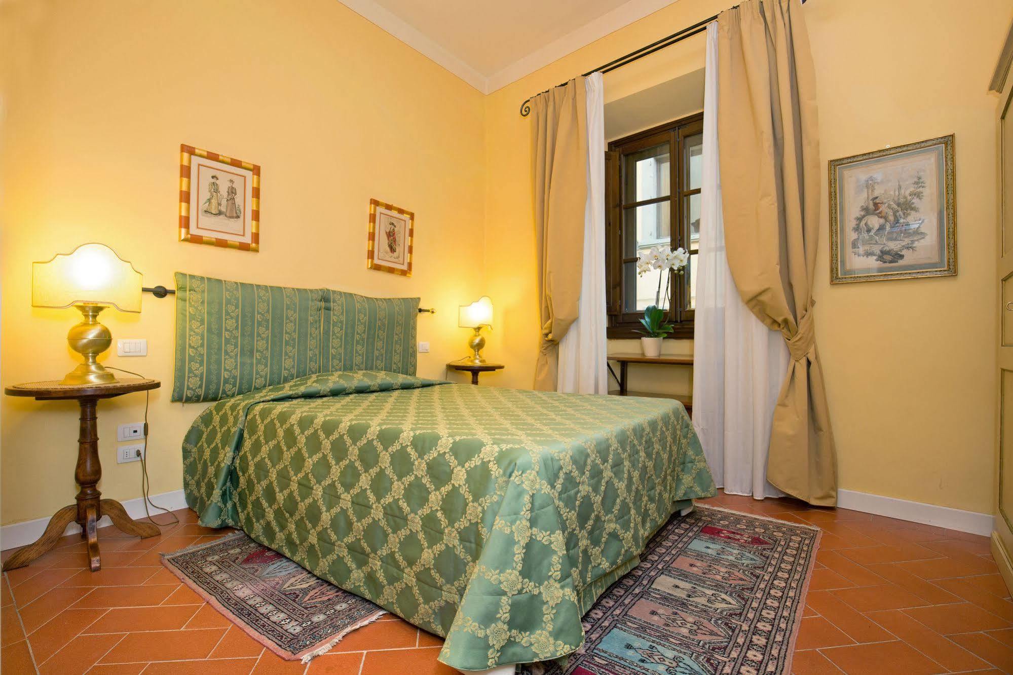 La Casa Del Garbo - Luxury Rooms & Suite Флоренція Екстер'єр фото